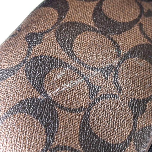 Coach Signature Brown & Fuchsia Zip Wristlet Clutch - Picture 4 of 6